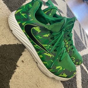 Oregon football Nike shoes